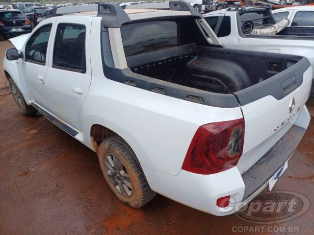 2022 RENAULT DUSTER OROCH 