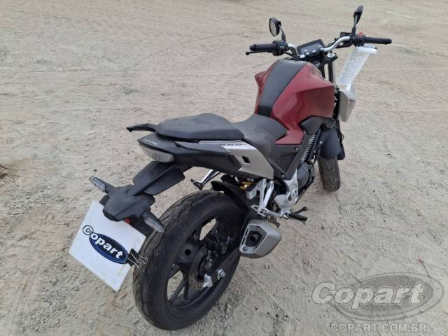 2026 HONDA CB 300F 