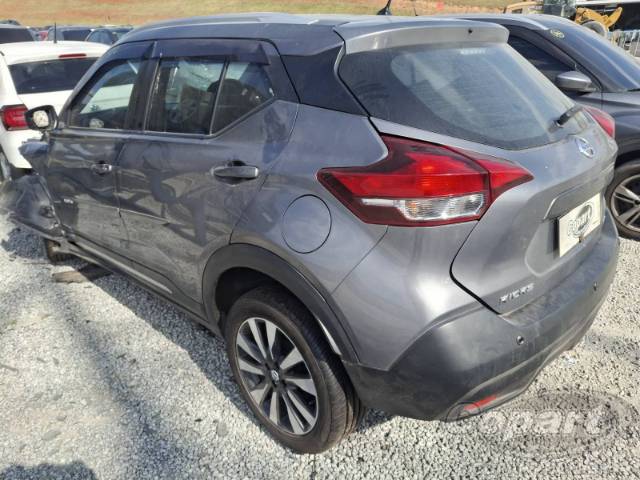 2019 NISSAN KICKS 