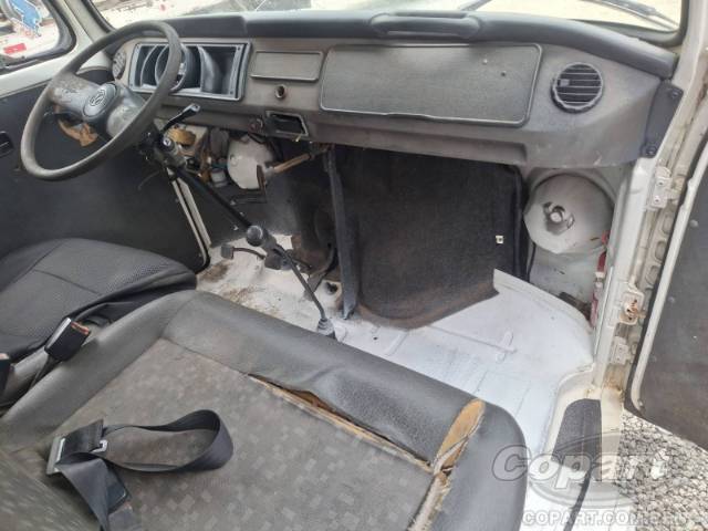 2008 VOLKSWAGEN KOMBI 