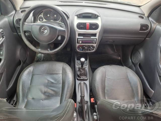 2010 CHEVROLET CORSA SEDAN 
