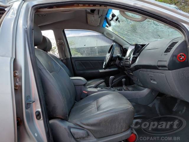 2013 TOYOTA HILUX CD 