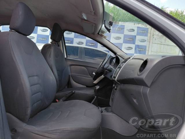 2017 RENAULT SANDERO 