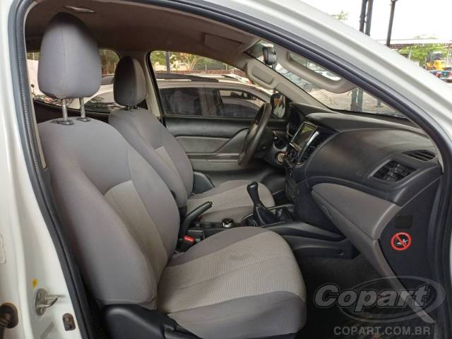 2022 MITSUBISHI L200 TRITON 