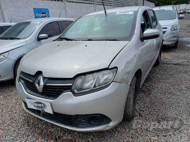 2015 RENAULT SANDERO 