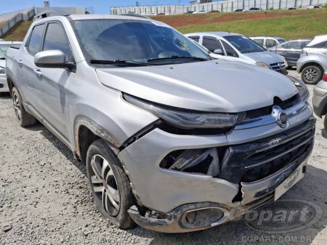 2017 FIAT TORO 