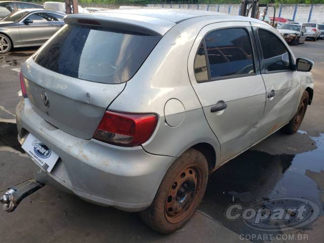 2013 VOLKSWAGEN GOL 