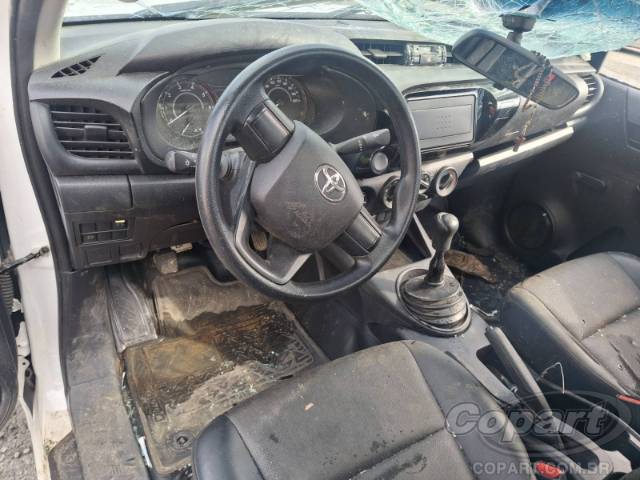 2024 TOYOTA HILUX CS 