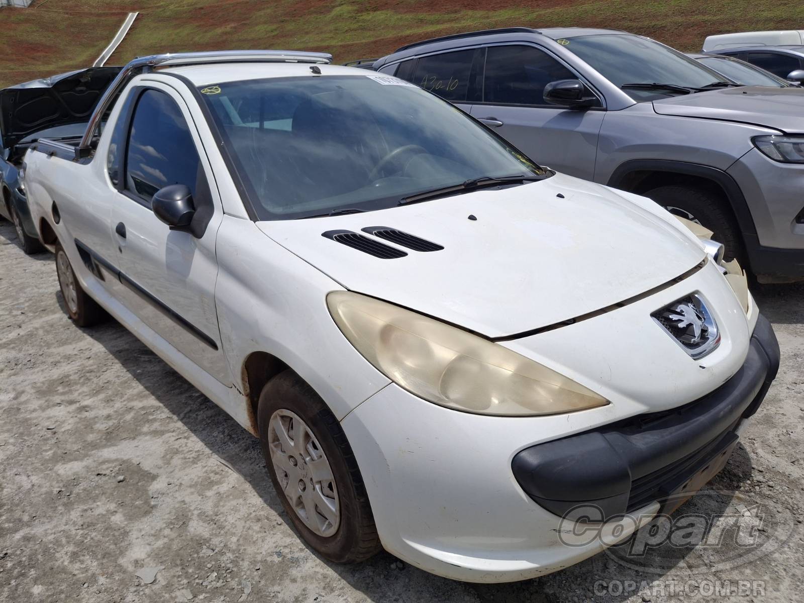 Peugeot Hoggar X-Line 1.4 2013 Colisão Frontal