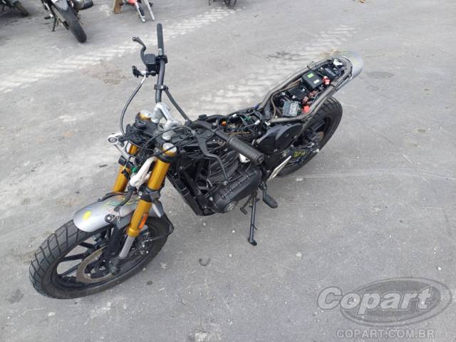 2025 TRIUMPH SCRAMBLER 