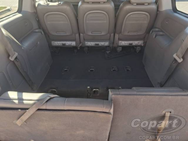 2011 KIA GRAND CARNIVAL 