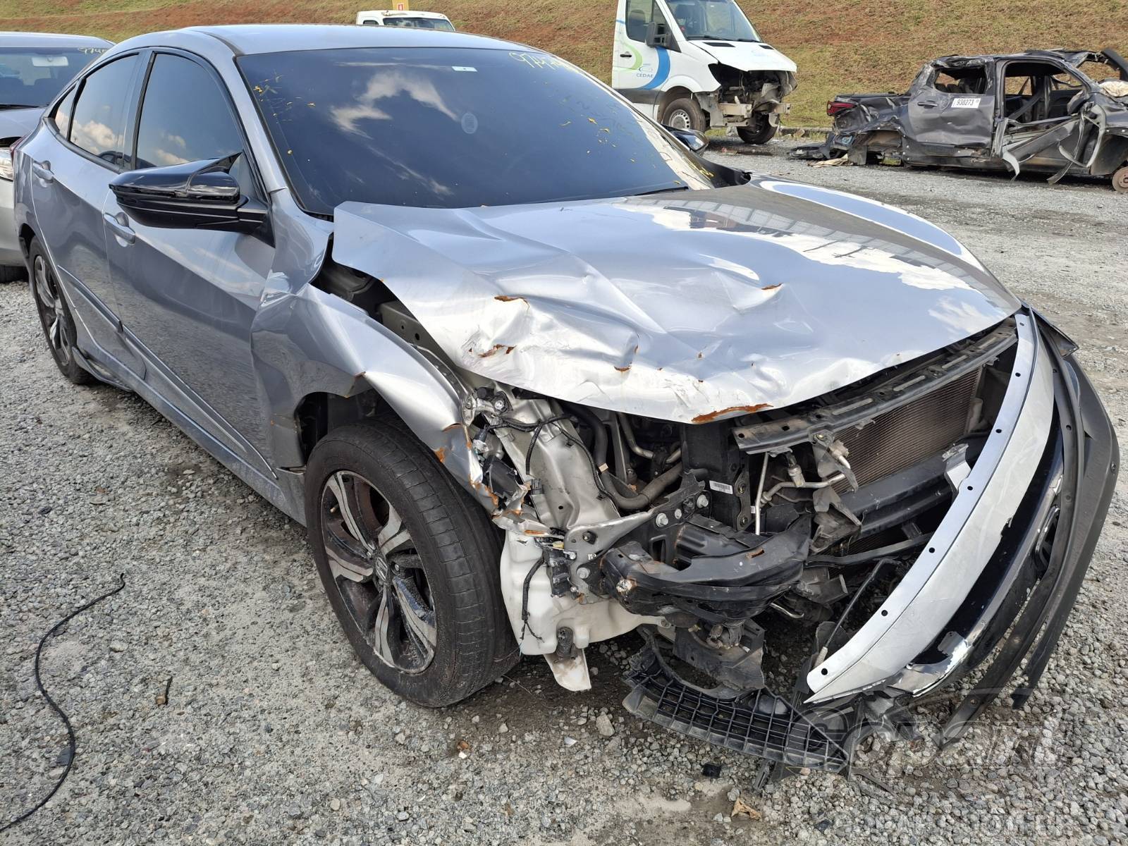 Veículo Honda Civic Honda Civic EXL 2.0 16V i-VTEC 2018 Colisão Média Monta 2018 em leilão