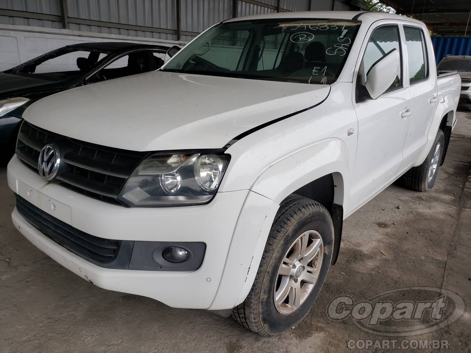 Foto 2: 2014 VOLKSWAGEN AMAROK