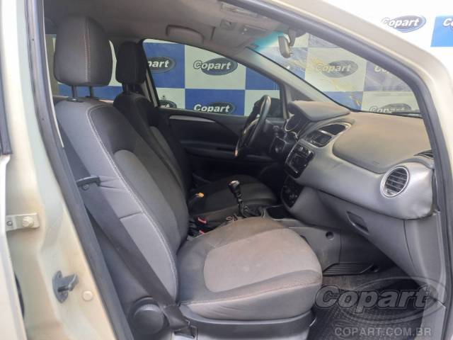 2017 FIAT PUNTO 