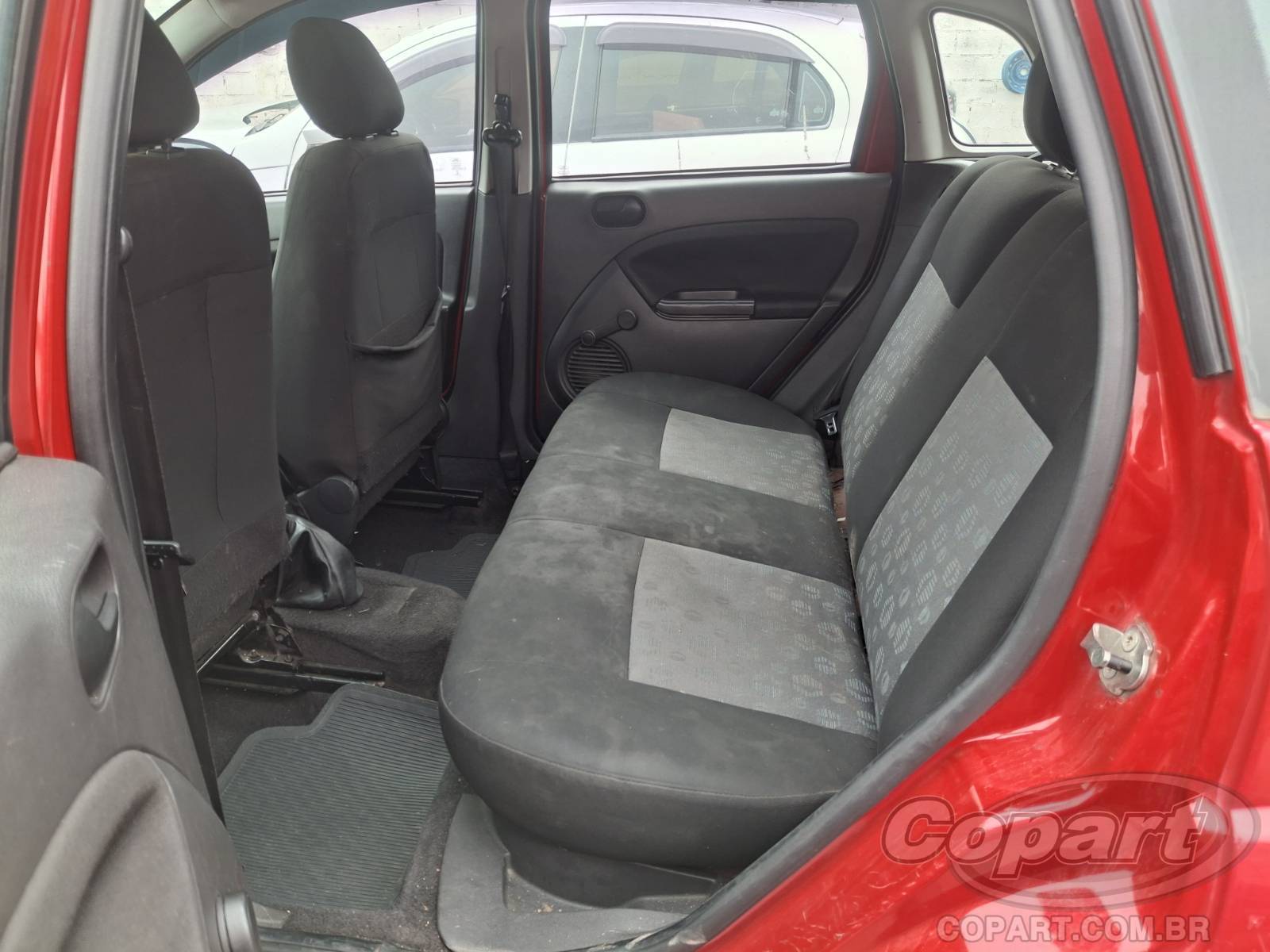 Foto 6 de 10: 2013 FORD FIESTA