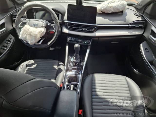 2023 FIAT FASTBACK 