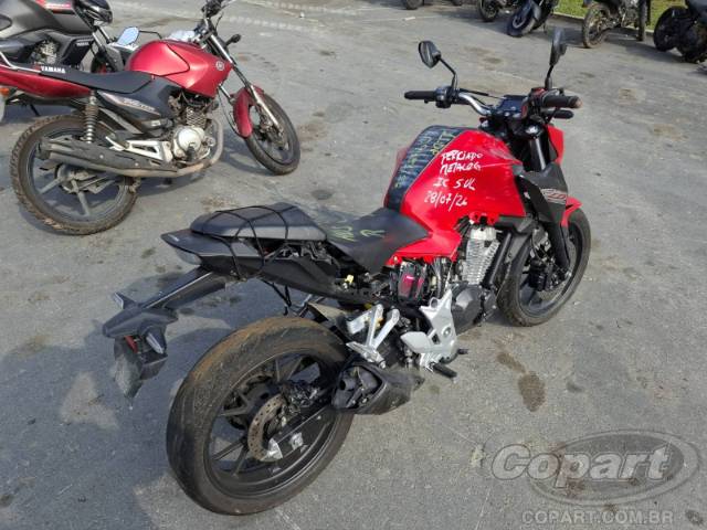2026 HONDA CB 300F 