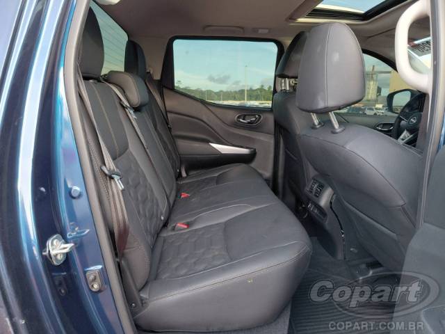 2025 NISSAN FRONTIER CD 