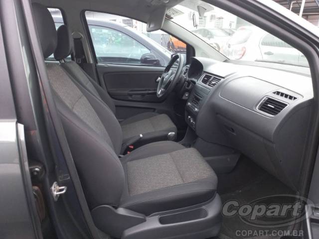 2013 VOLKSWAGEN FOX 