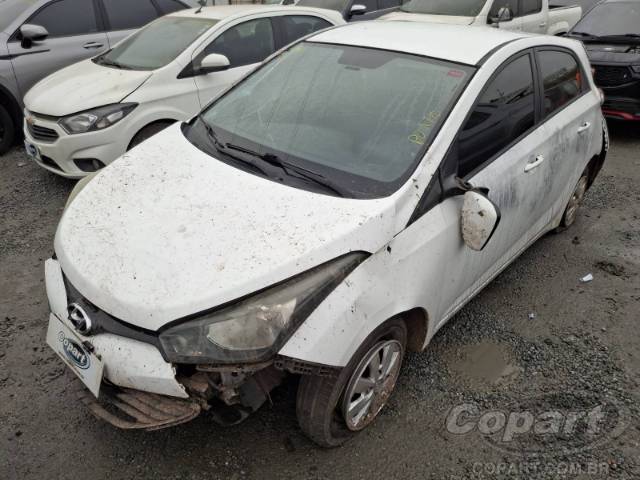 2015 HYUNDAI HB20 