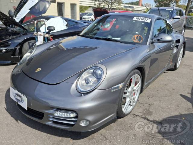 2011 PORSCHE 911 
