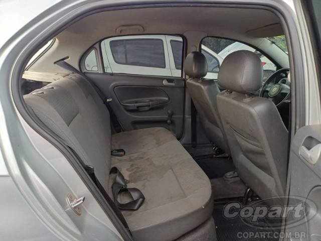 2010 VOLKSWAGEN GOL 