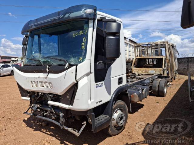 2022 IVECO TECTOR 