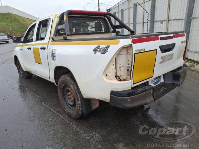2022 TOYOTA HILUX CD 