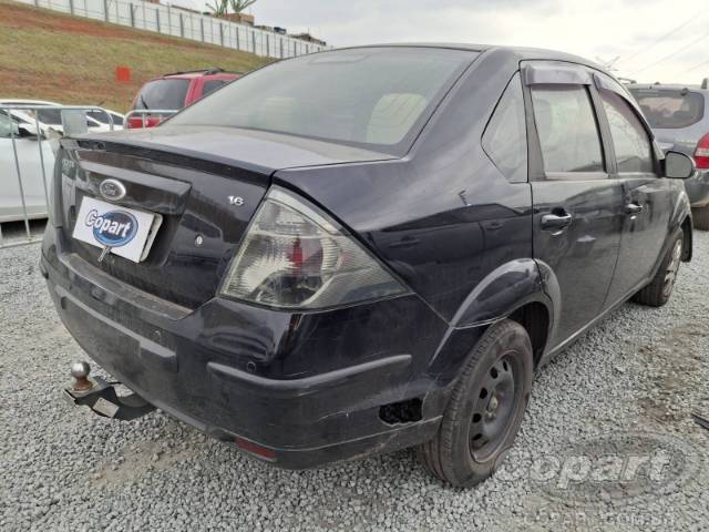 2011 FORD FIESTA SEDAN 