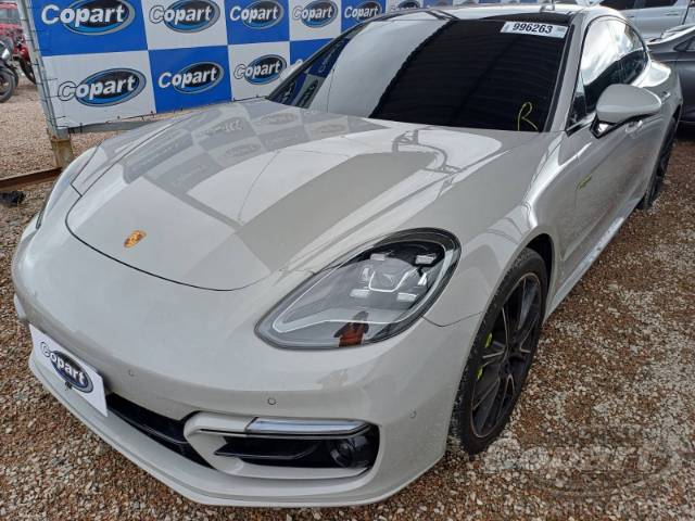 2023 PORSCHE PANAMERA 