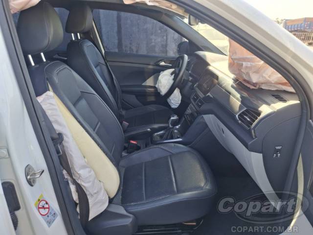 2022 VOLKSWAGEN T-CROSS 