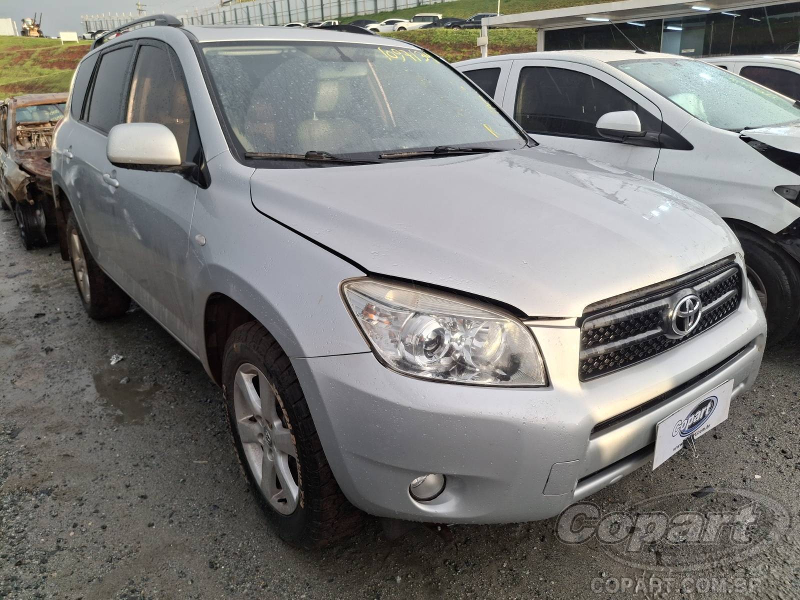 Veículo Toyota RAV4 Toyota RAV4 2008 SUV 2.4 16V 2008 em leilão