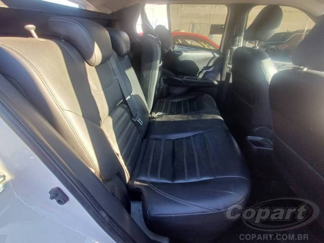 2019 NISSAN KICKS 