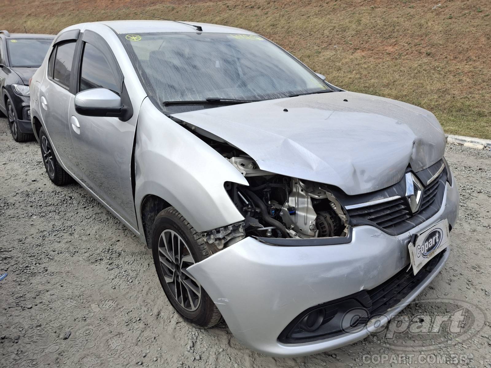 Veículo Renault Logan RENAULT LOGAN Expression 1.6 Hi-Power 2016 2016 em leilão