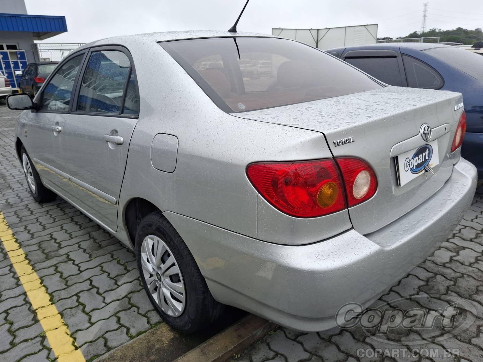 2004 TOYOTA COROLLA — foto 3 de 10