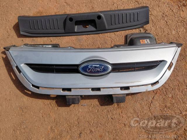 2013 FORD FIESTA 
