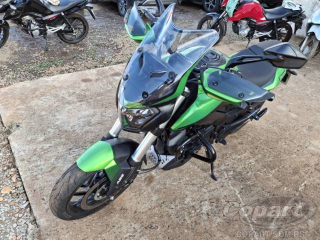 2025 BAJAJ DOMINAR 
