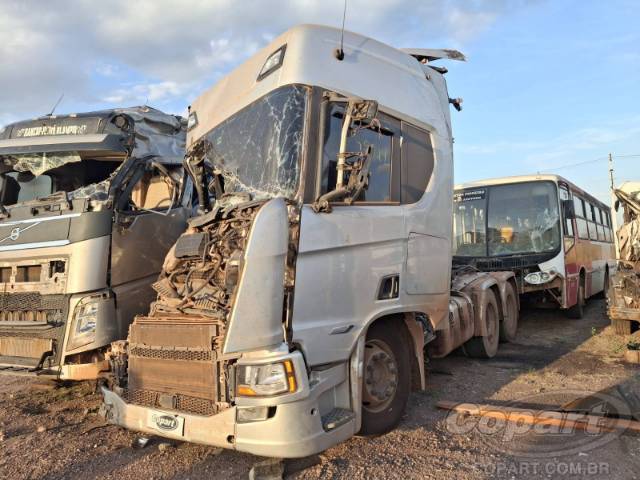 2025 SCANIA R 560 