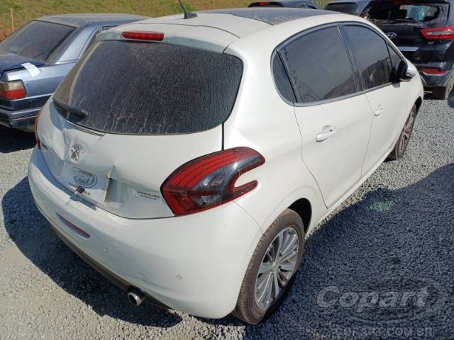2017 PEUGEOT 208 