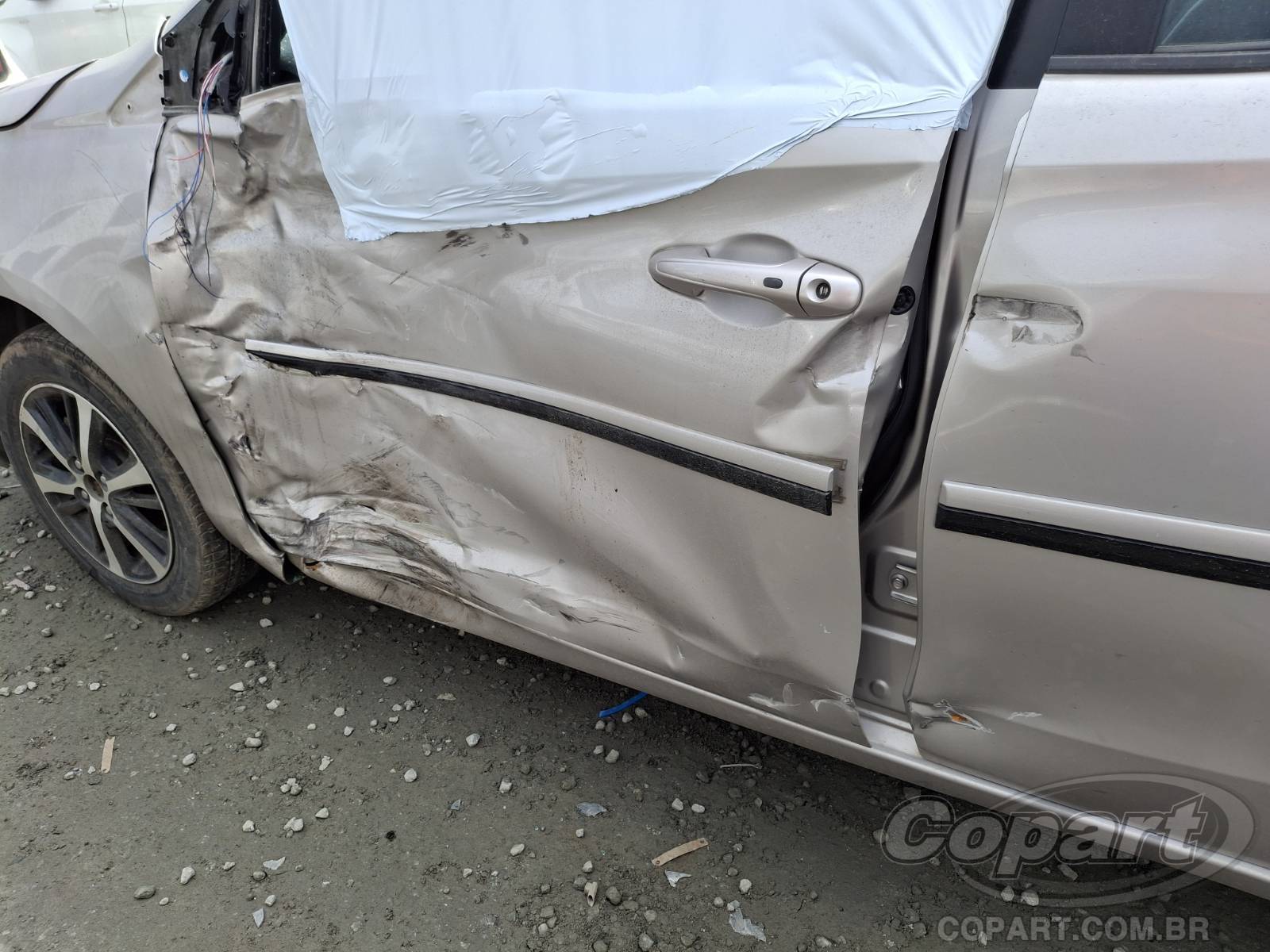 2019 TOYOTA YARIS — foto 12 de 15