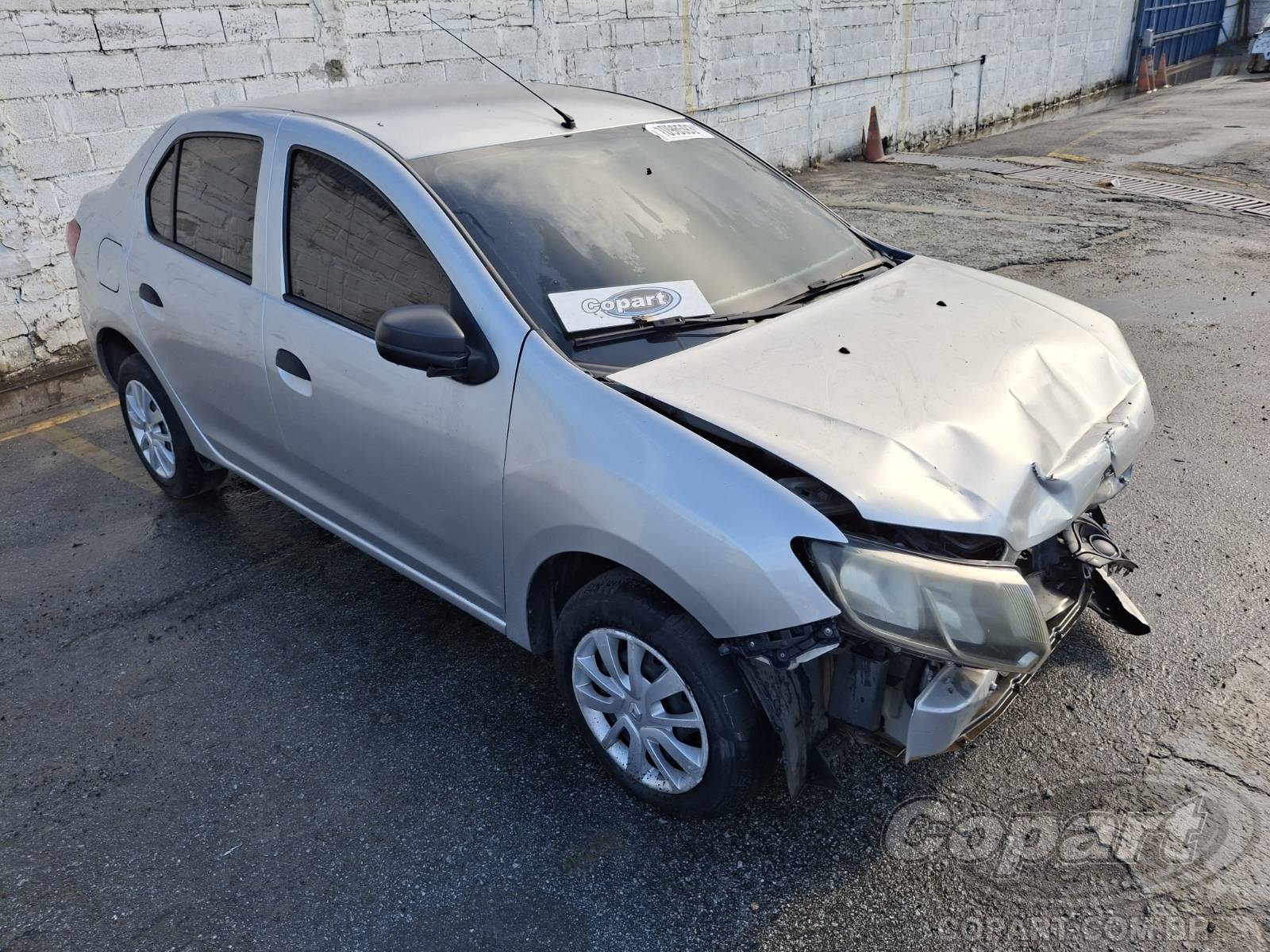 Veículo Renault Logan Renault Logan Life 1.0 12V SCe 2021 2021 em leilão