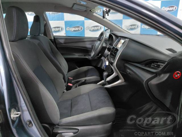 2021 TOYOTA YARIS SEDA 