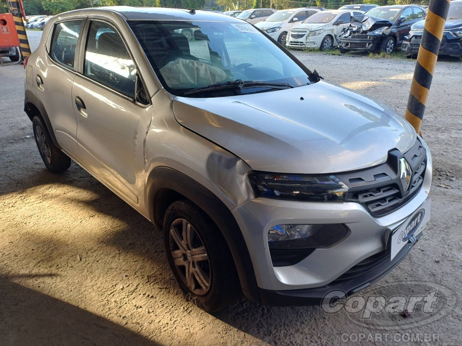 Renault Kwid Zen 1.0 SCe 2023 Colisão Média Monta