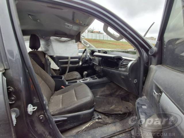 2024 TOYOTA HILUX CD 