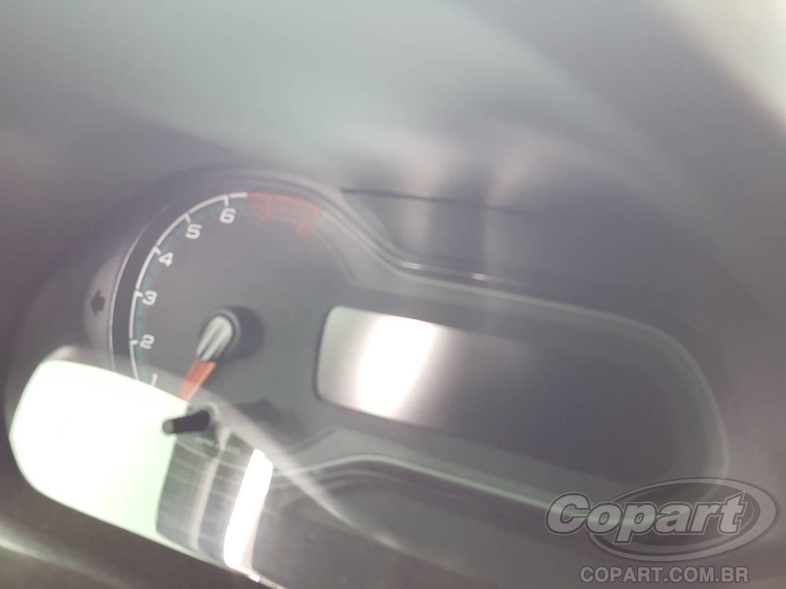 Foto 8 de 10: 2015 CHEVROLET ONIX