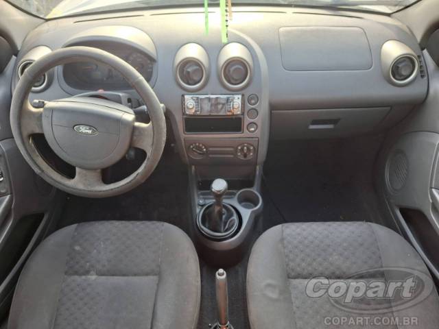 2006 FORD FIESTA 