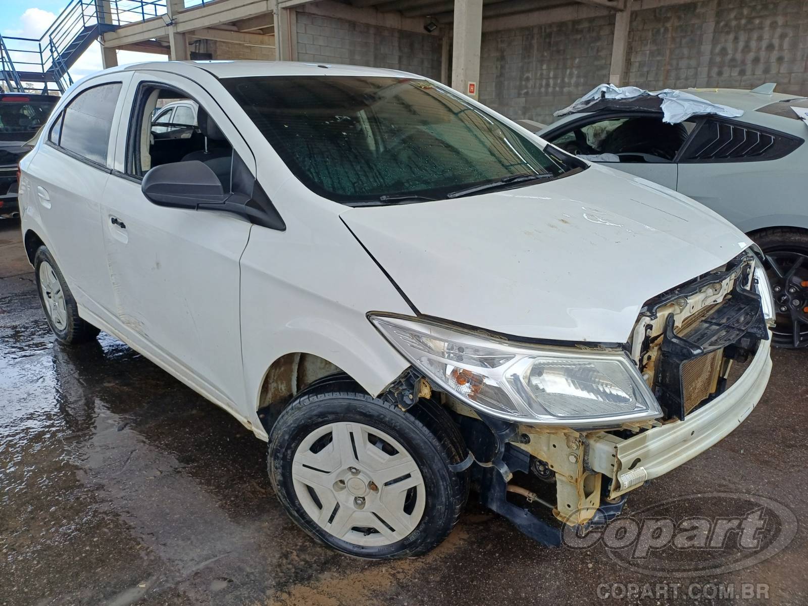 Veículo GM - Chevrolet Onix 2015 CHEVROLET ONIX LT 1.0 SPE 2015 em leilão