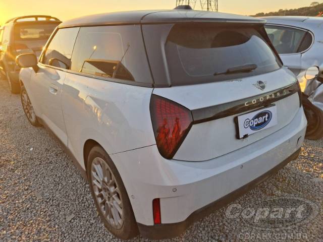2024 MINI COOPER 