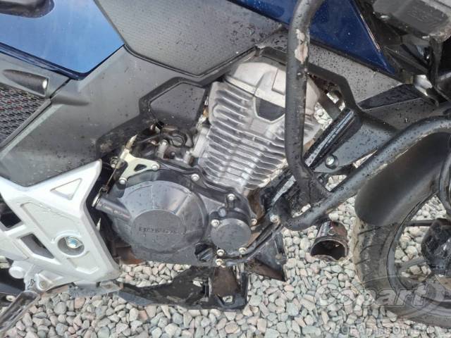 2026 HONDA CB 300F 
