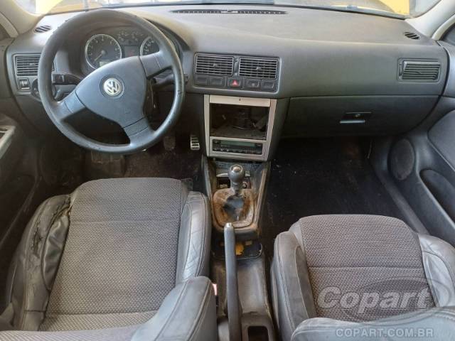 2010 VOLKSWAGEN GOLF 